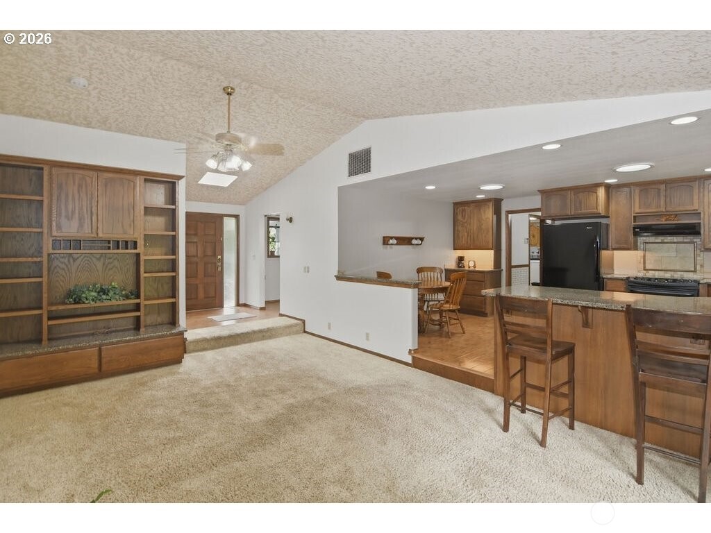 1017 NW 121 Street , Vancouver, WA 98685