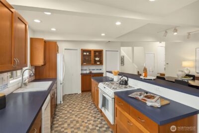 3815 NE 60th Street , Seattle, WA 98115 - Photo 12