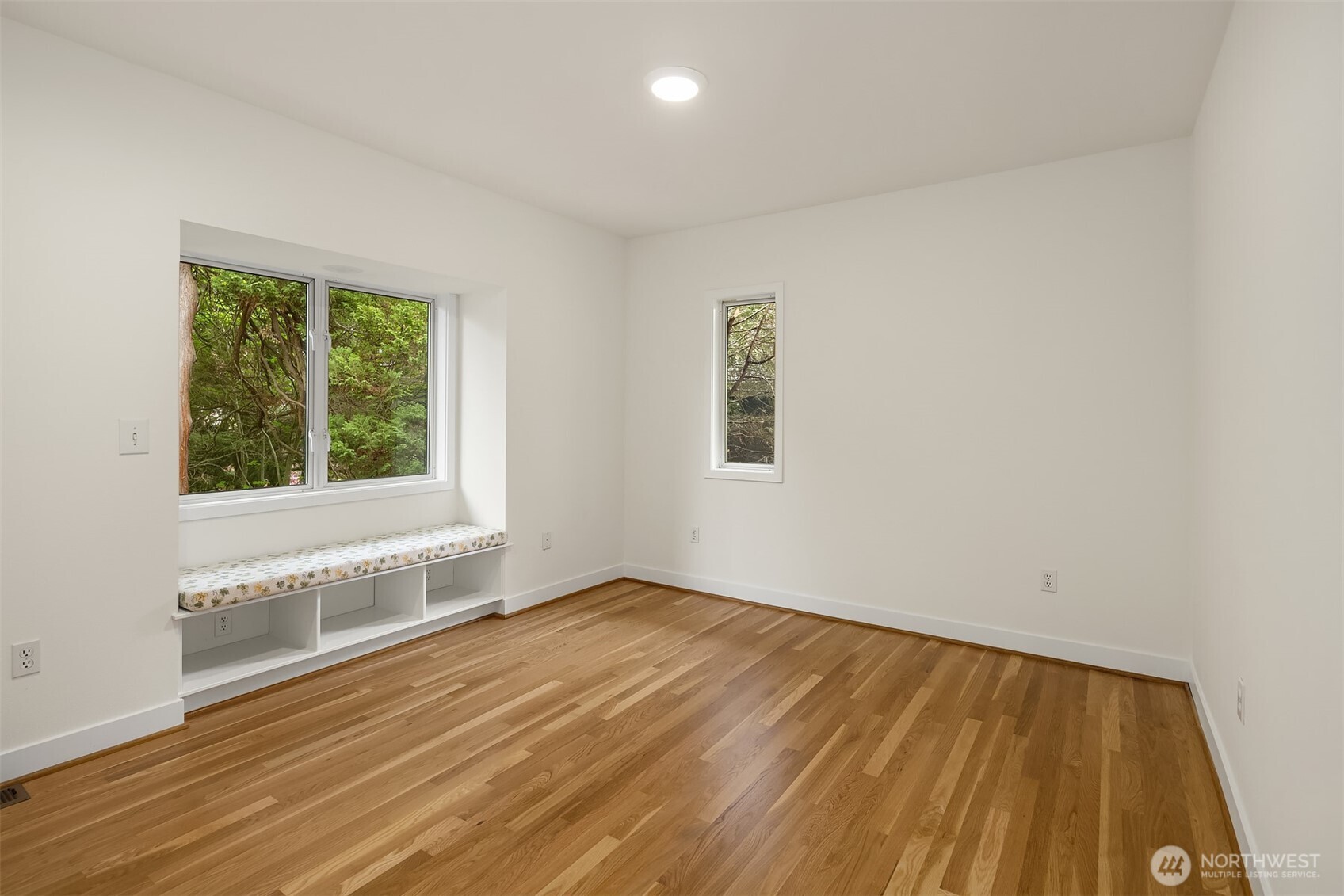 3815 NE 60th Street , Seattle, WA 98115