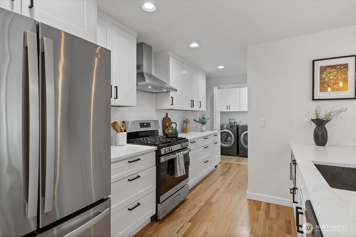 2701 NE 110th Street #A, Seattle, WA 98125