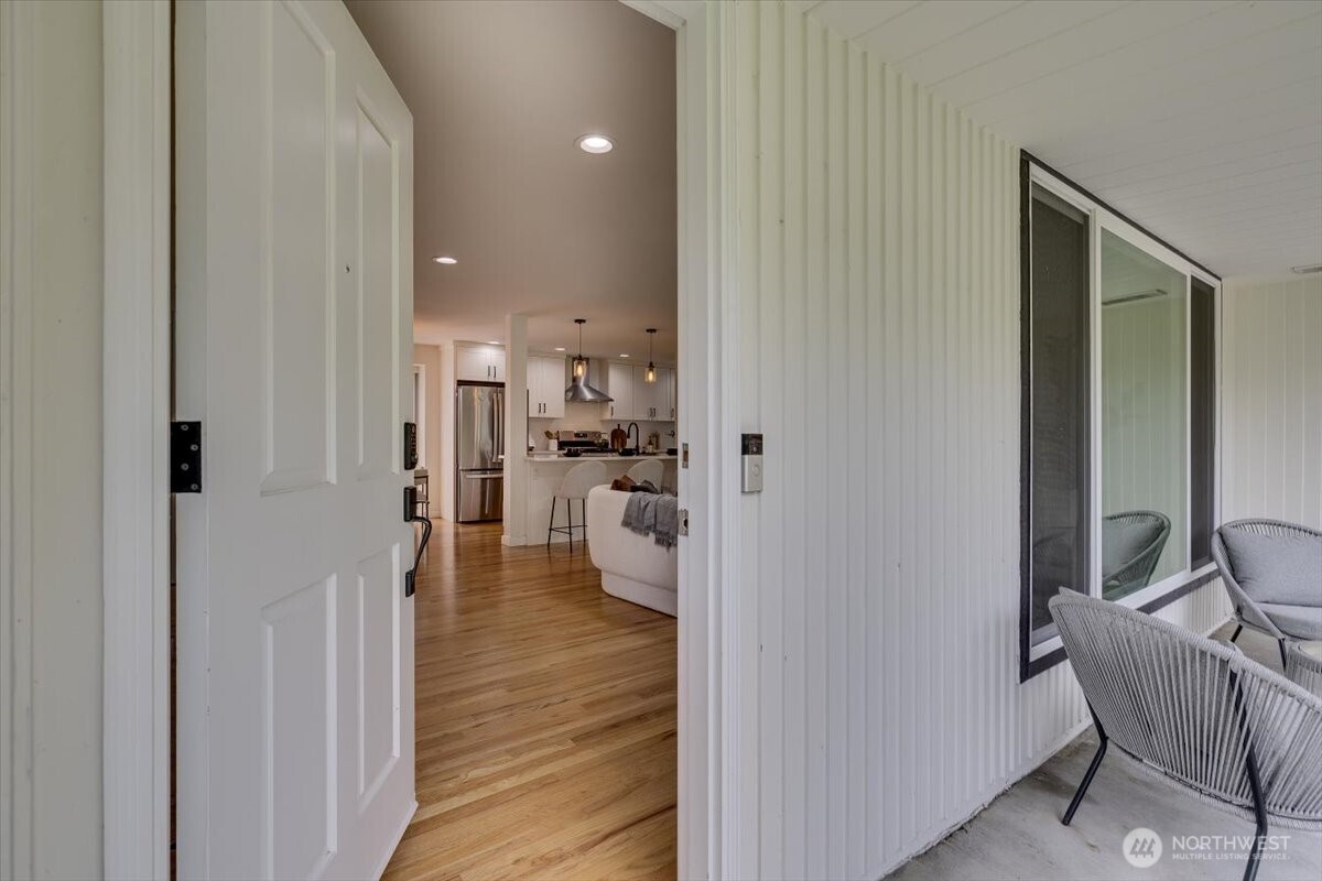 2701 NE 110th Street #A, Seattle, WA 98125