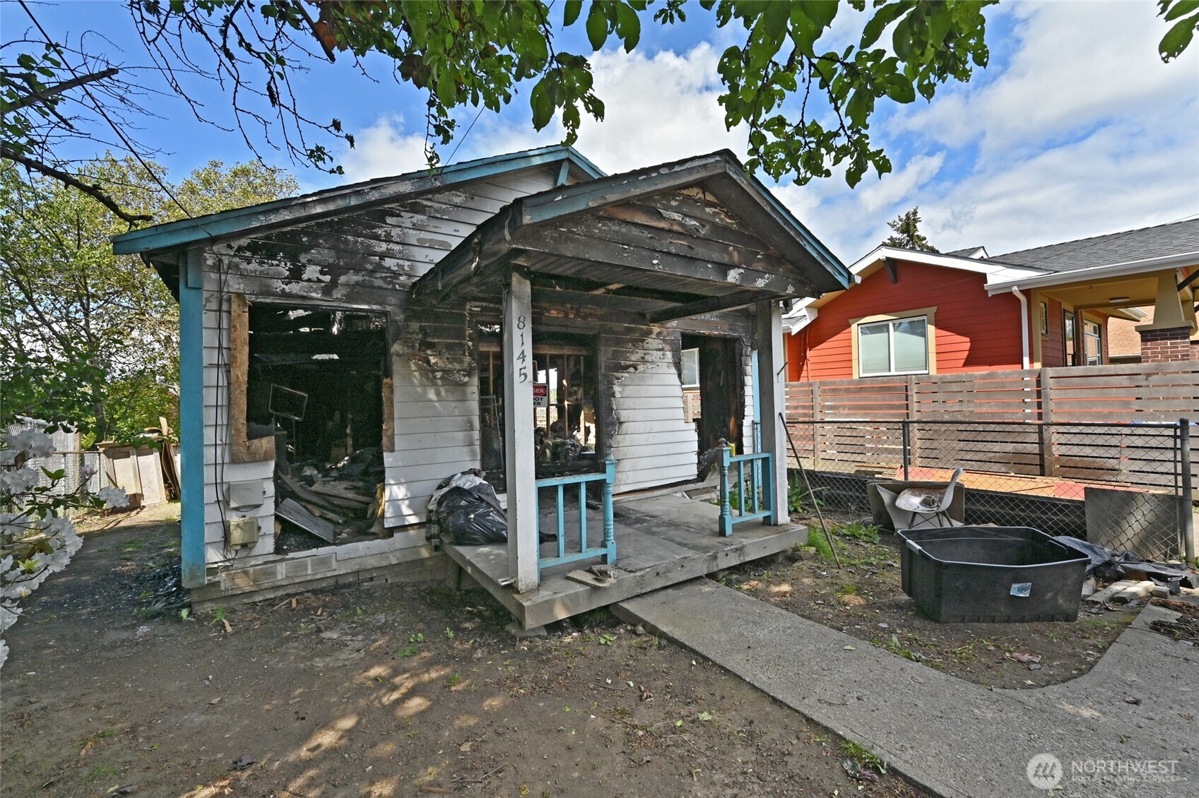 8145 16th Avenue SW, Seattle, WA 98106