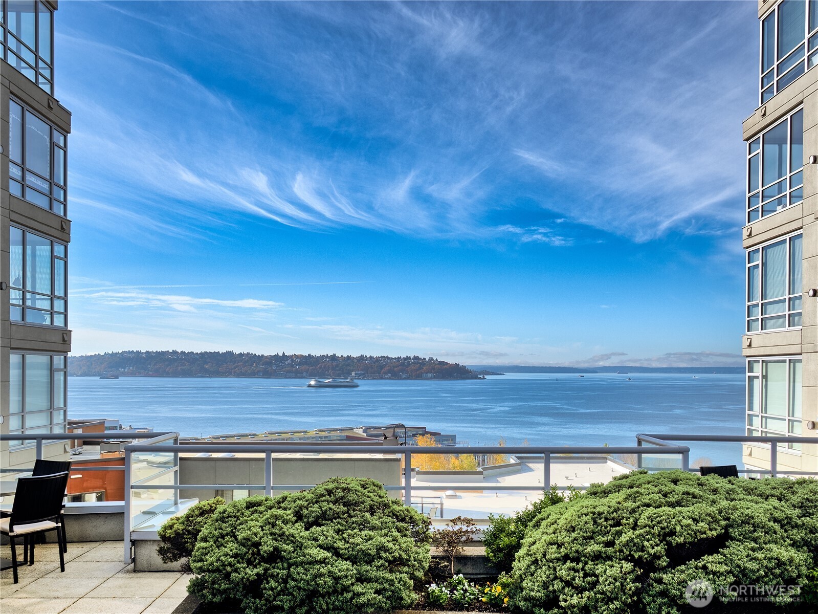 2929 1St Avenue #207, Seattle, WA 98121
