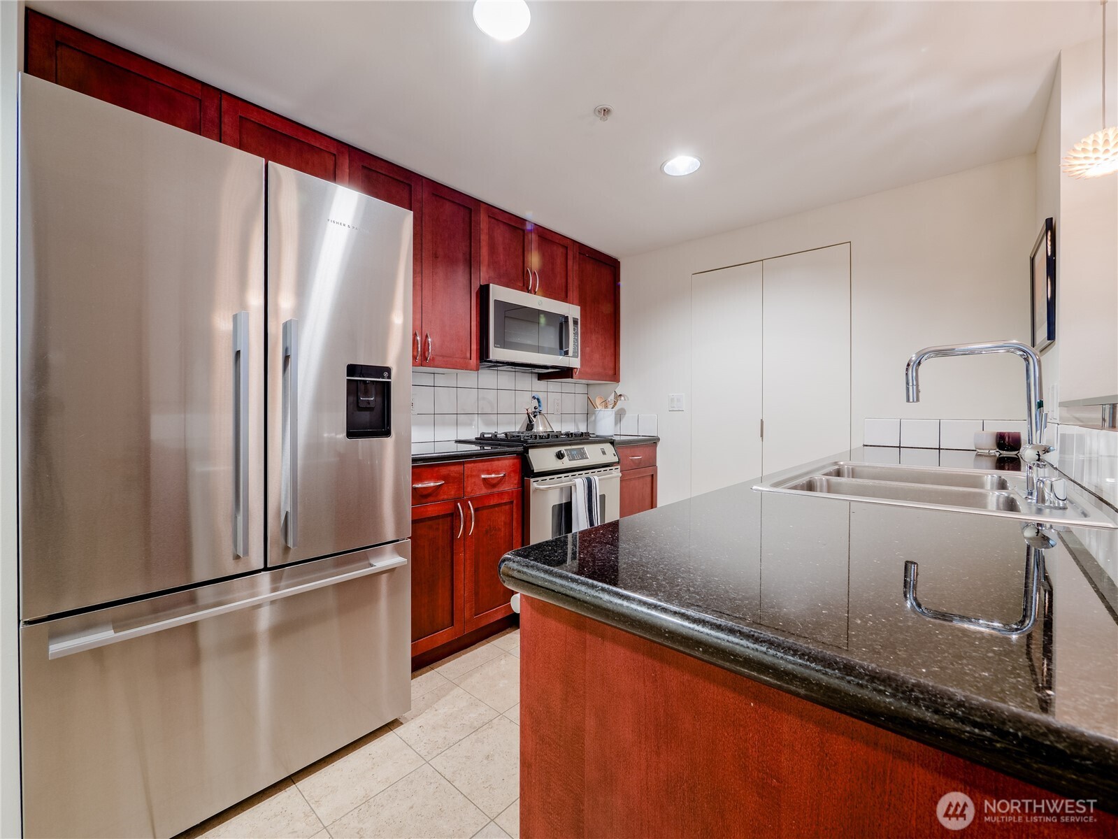 2929 1St Avenue #207, Seattle, WA 98121