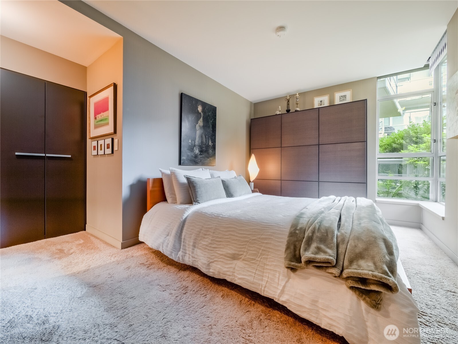 2929 1St Avenue #207, Seattle, WA 98121