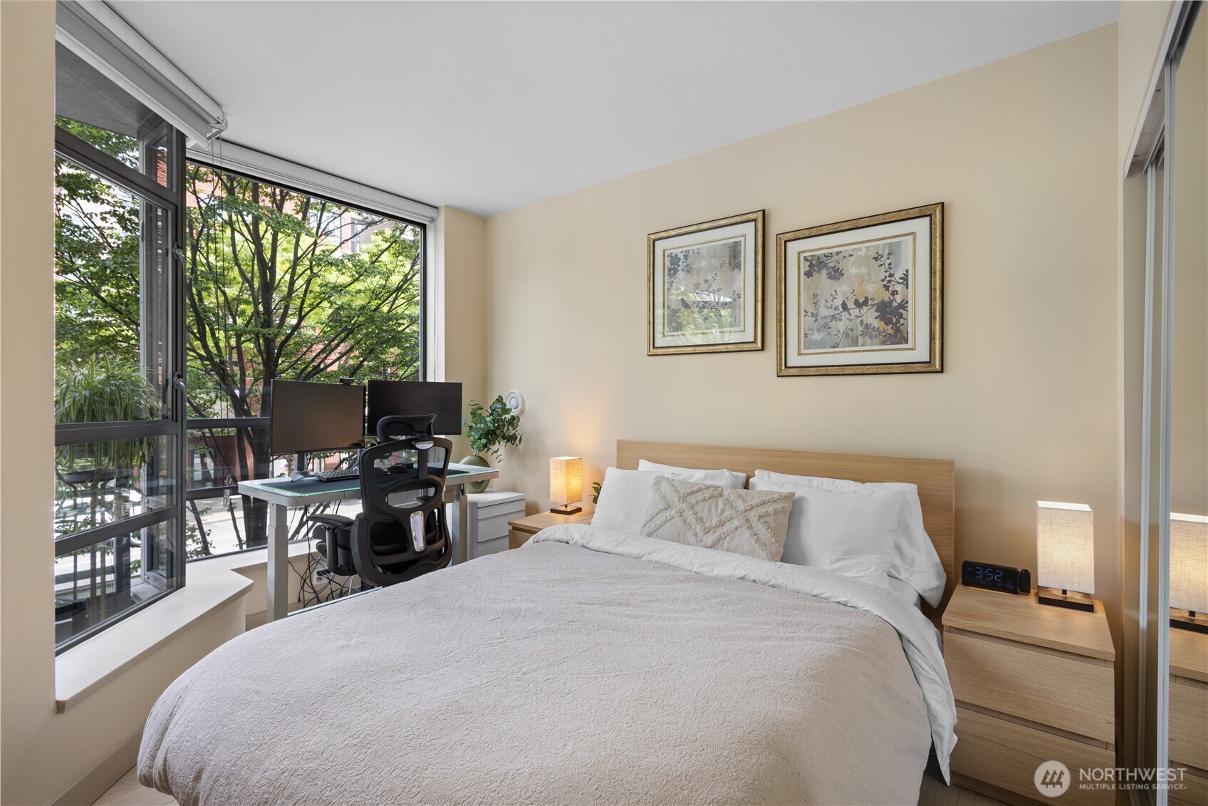 2929 1st Avenue #218, Seattle, WA 98121