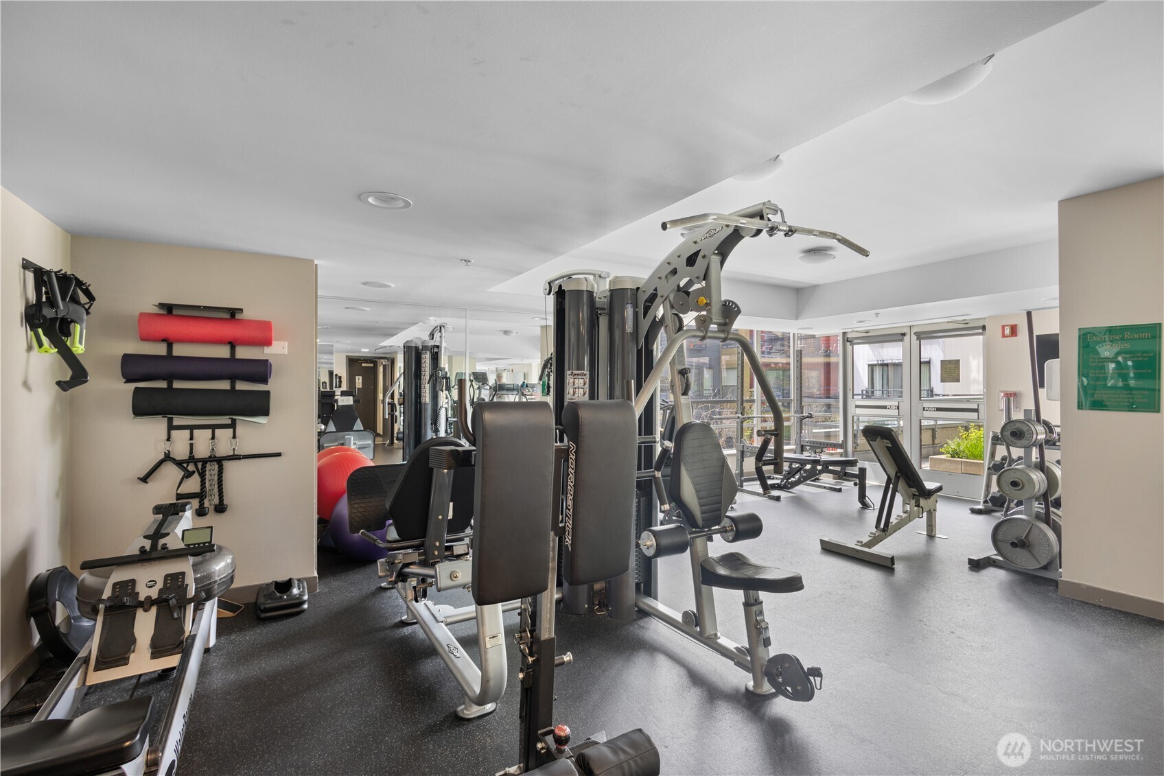 2929 1st Avenue #218, Seattle, WA 98121