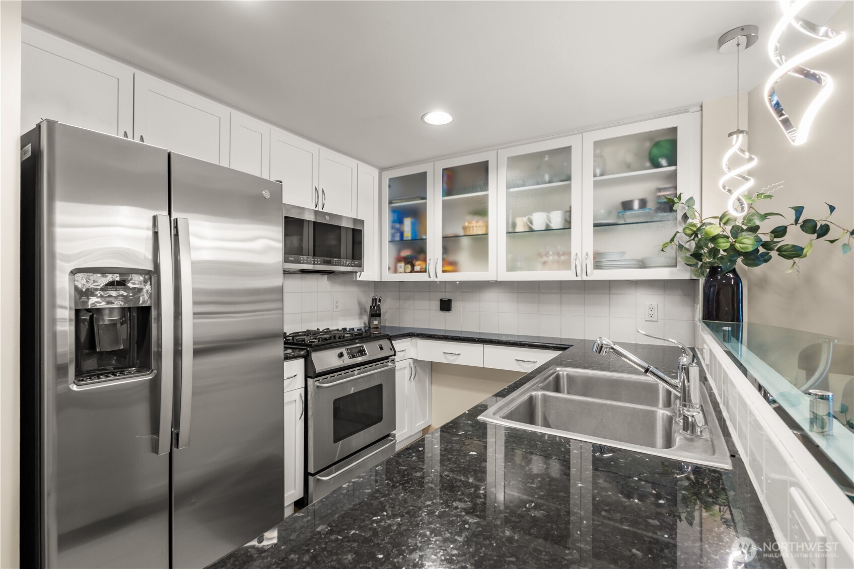2929 1st Avenue #218, Seattle, WA 98121