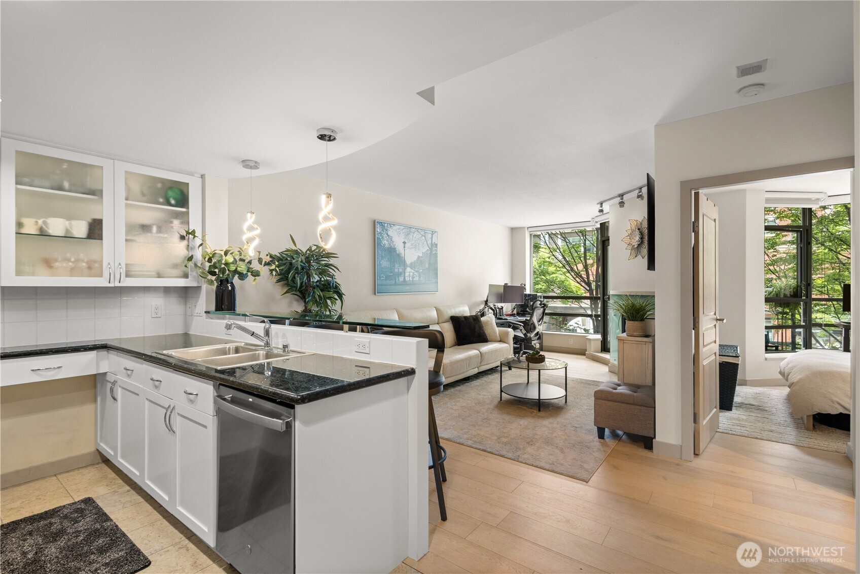 2929 1st Avenue #218, Seattle, WA 98121