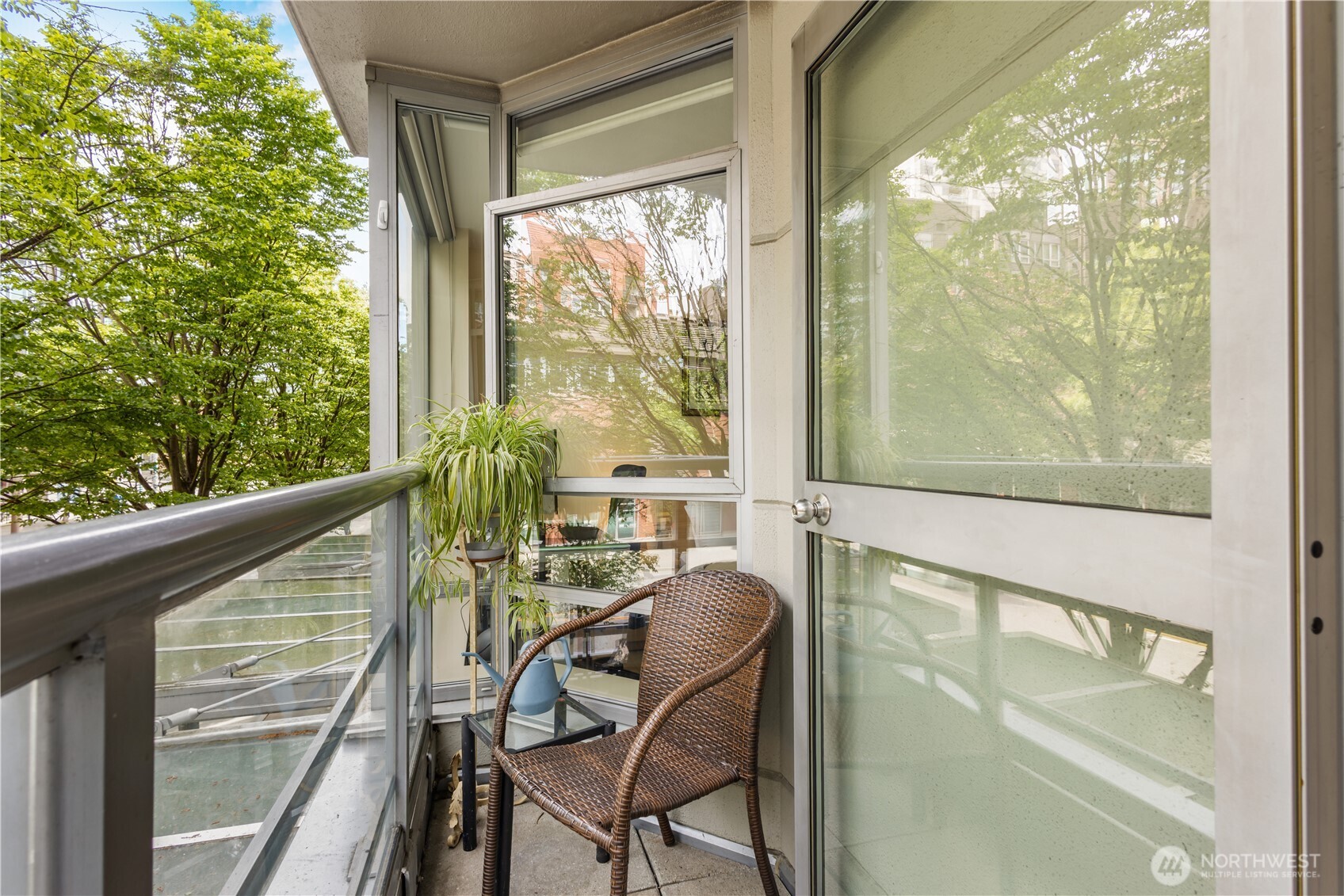 2929 1st Avenue #218, Seattle, WA 98121