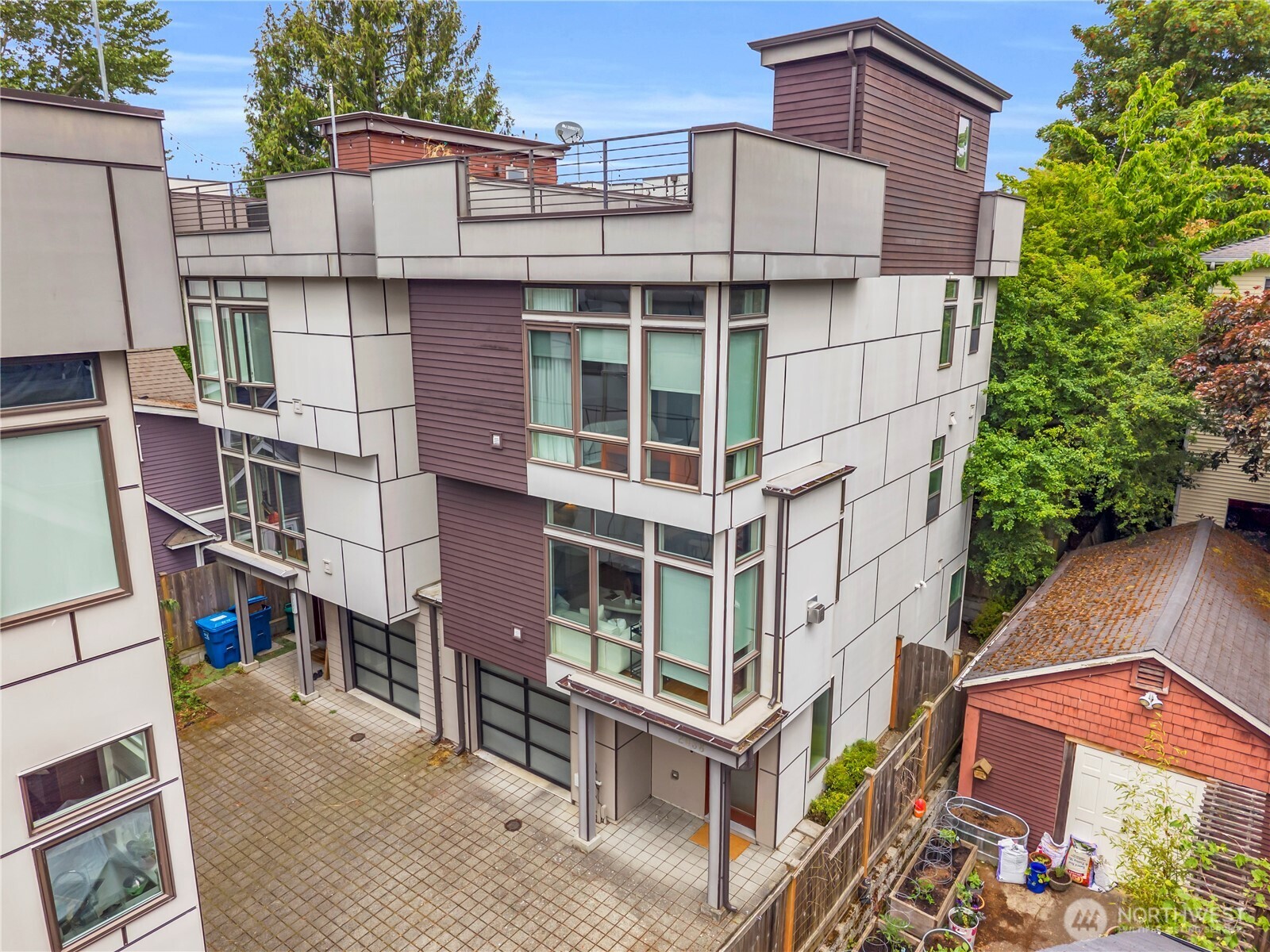2038 NW 62nd Street , Seattle, WA 98107
