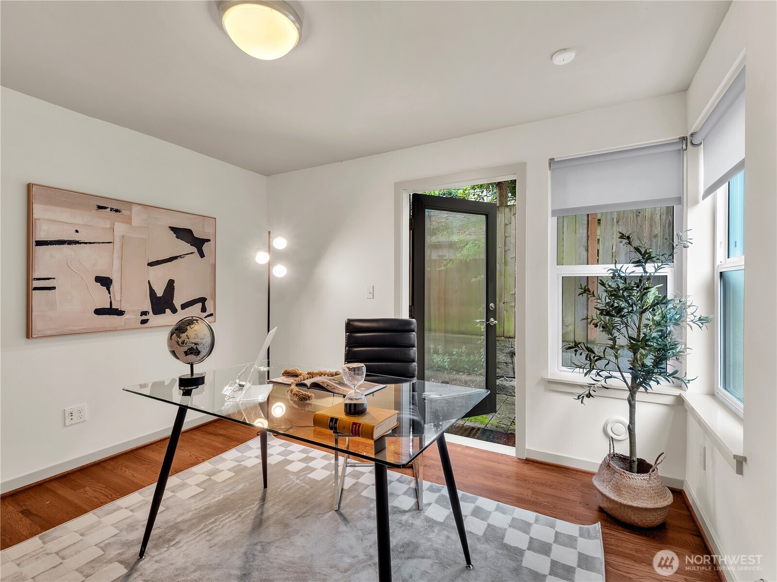 2038 NW 62nd Street , Seattle, WA 98107