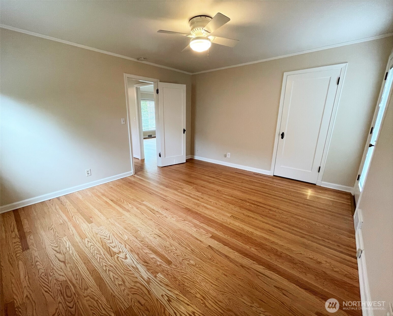 5025 47th Avenue NE, Seattle, WA 98105