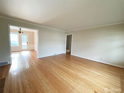 5025 47th Avenue NE, Seattle, WA 98105 - Photo 5