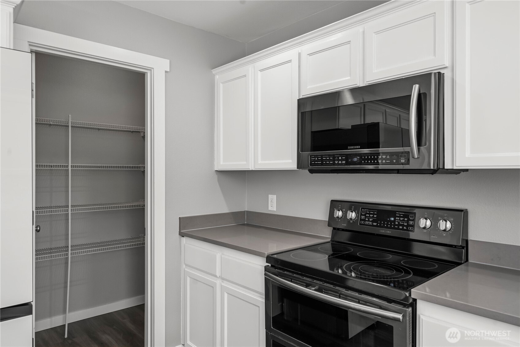 7249 Radius Loop SE, Lacey, WA 98513