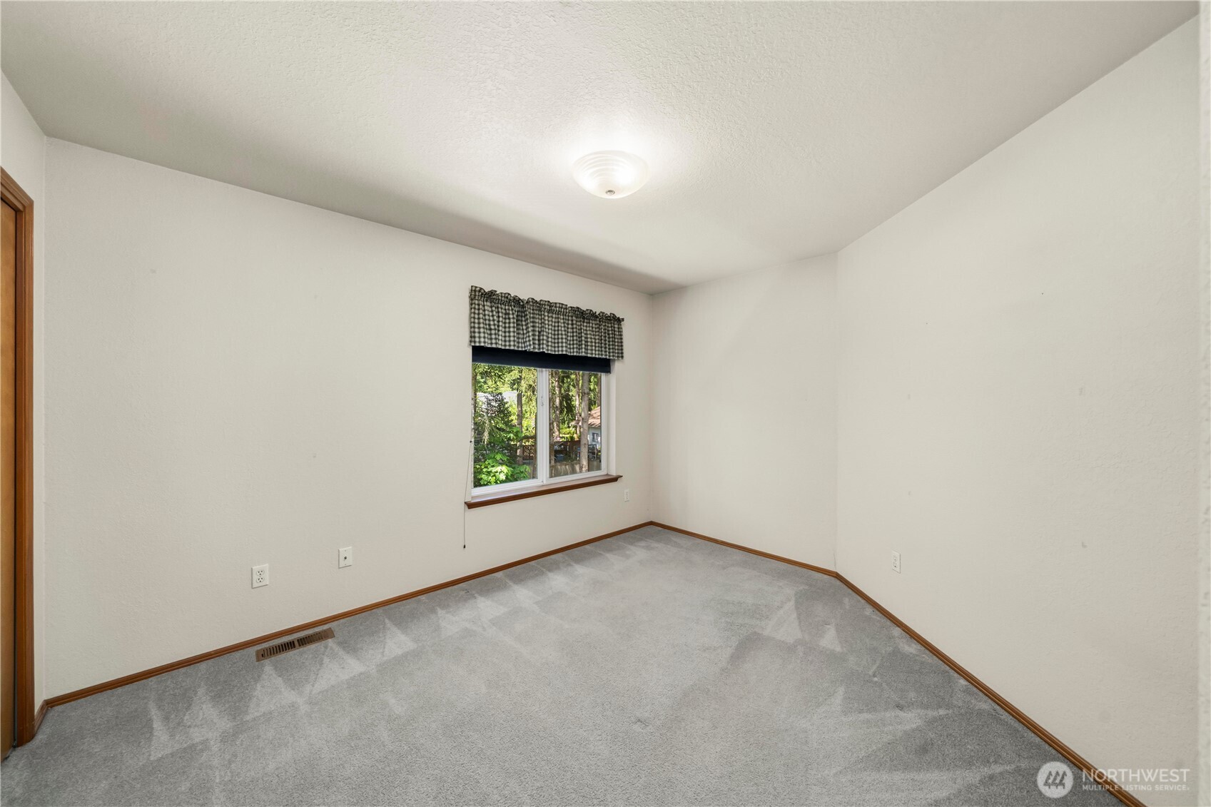 5201 Blacktail Court W, Olympia, WA 98516