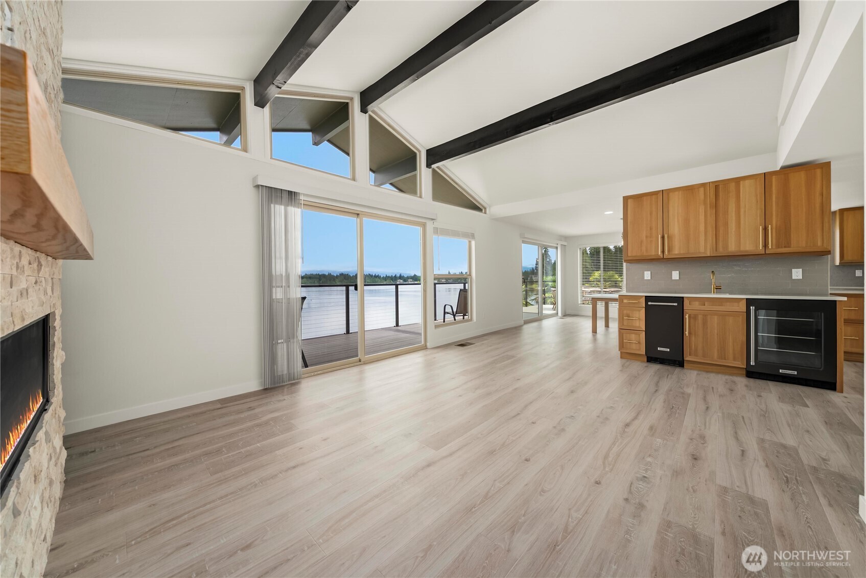 4905 Jenks Point Way E , Lake Tapps, WA 98391