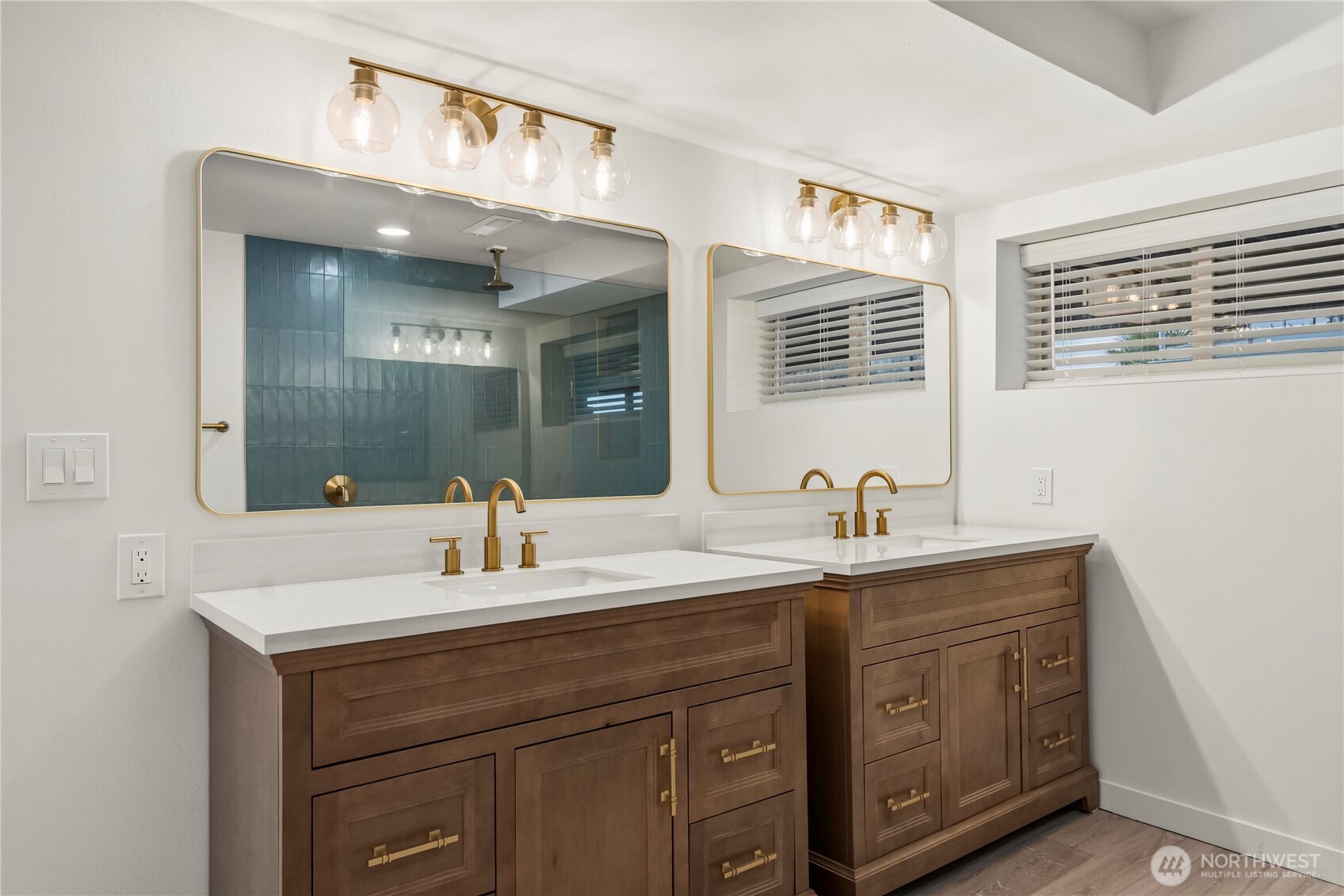 4905 Jenks Point Way E , Lake Tapps, WA 98391
