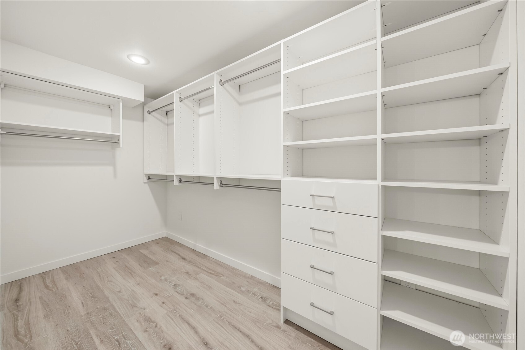 4905 Jenks Point Way E , Lake Tapps, WA 98391