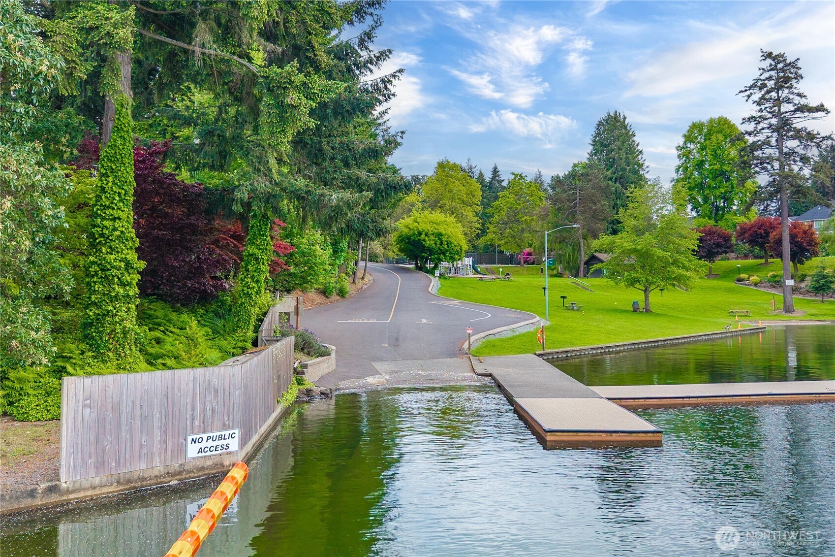 4905 Jenks Point Way E , Lake Tapps, WA 98391