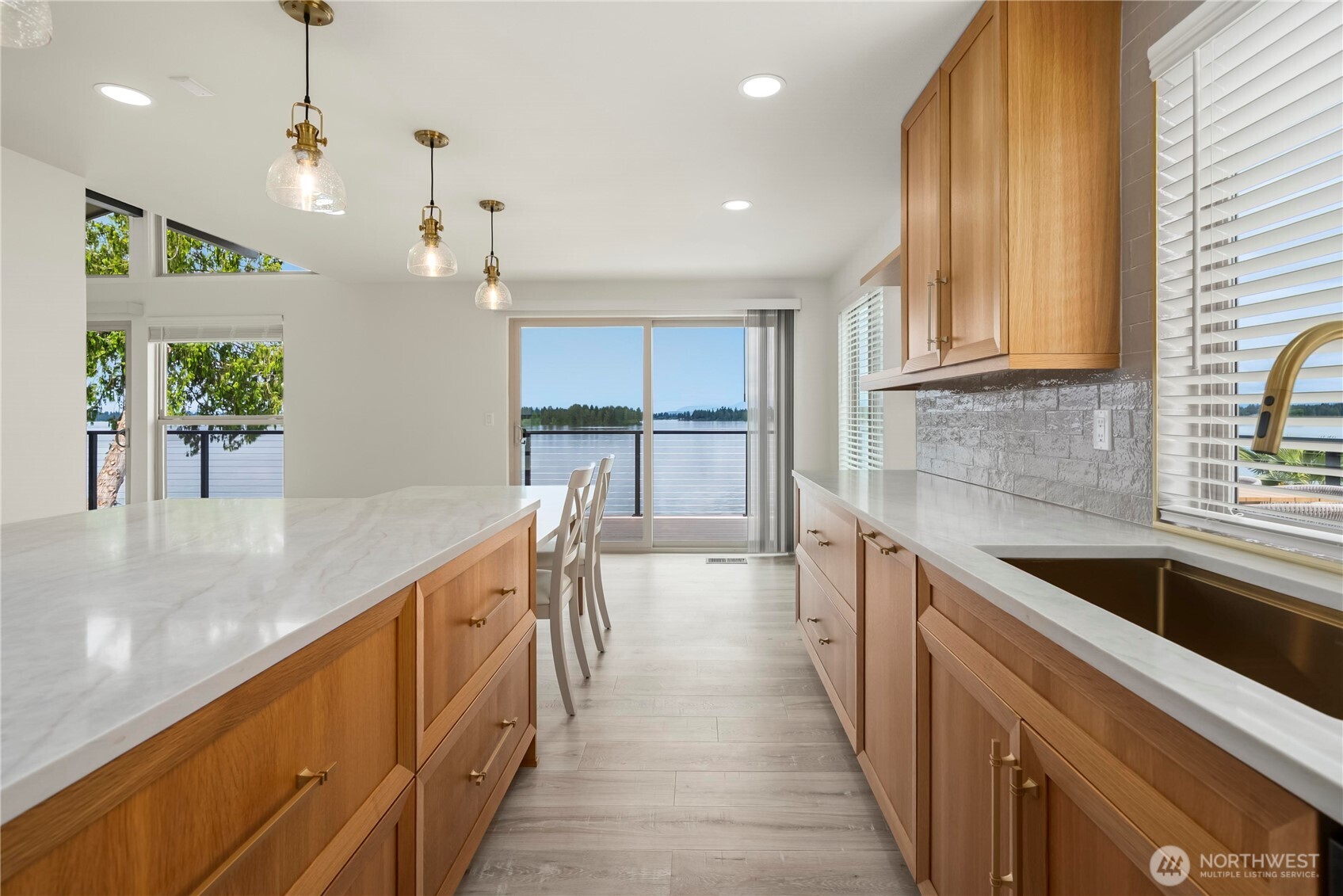 4905 Jenks Point Way E , Lake Tapps, WA 98391
