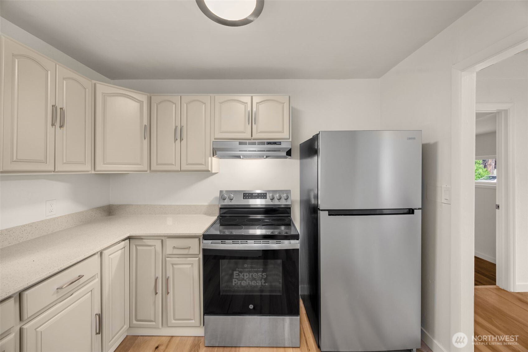 12235 43rd Avenue S, Seattle, WA 98178