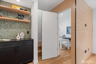 4120 Burke Avenue N, Seattle, WA 98103 - Photo 11