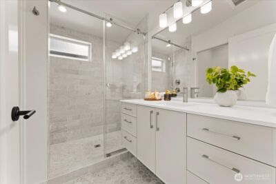 4120 Burke Avenue N, Seattle, WA 98103 - Photo 15