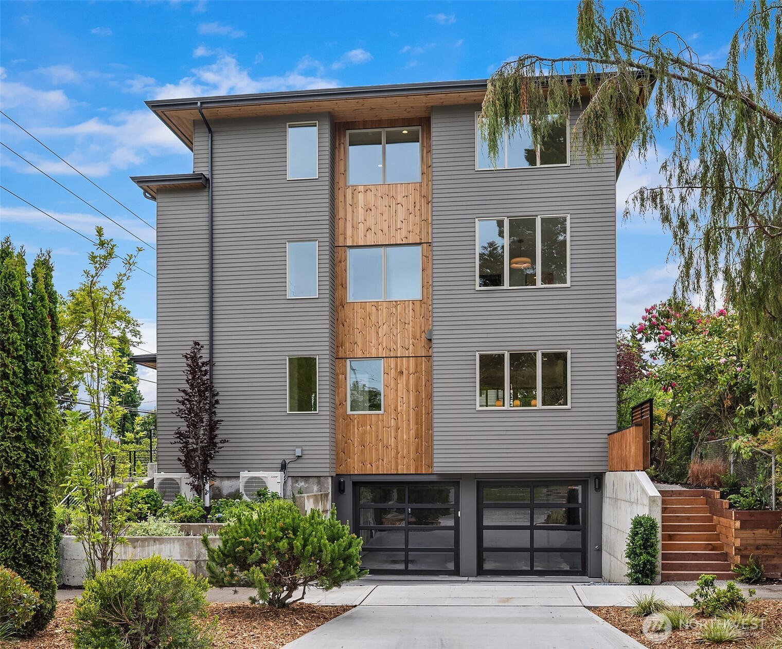 6913 30th Avenue NW, Seattle, WA 98117
