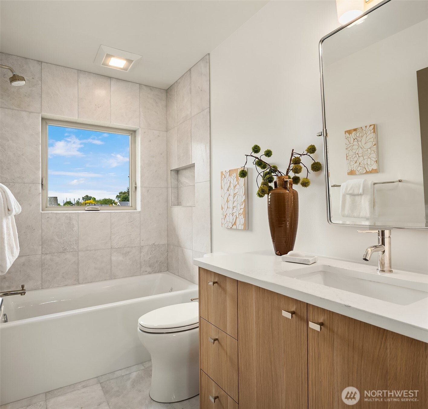 6913 30th Avenue NW, Seattle, WA 98117