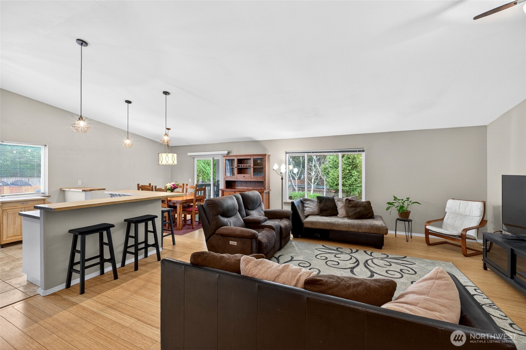10702 211th Avenue Ct E, Bonney Lake, WA 98391