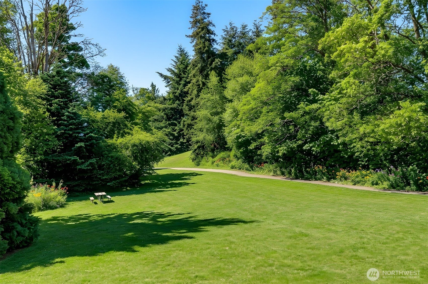 3711 26th Place W #306, Seattle, WA 98199