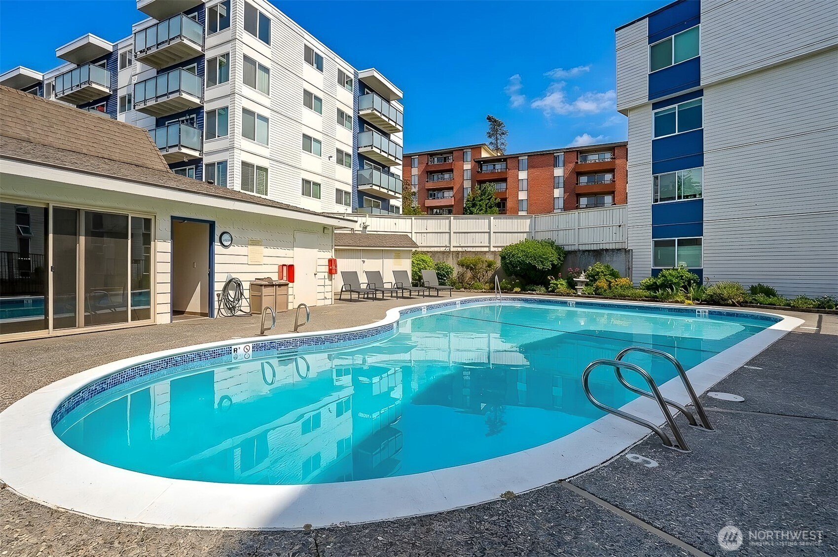 3711 26th Place W #306, Seattle, WA 98199