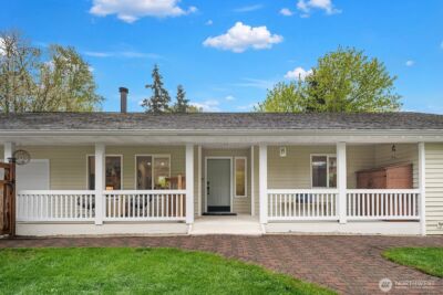 7547 NE 200th Street , Kenmore, WA 98028 - Photo 2