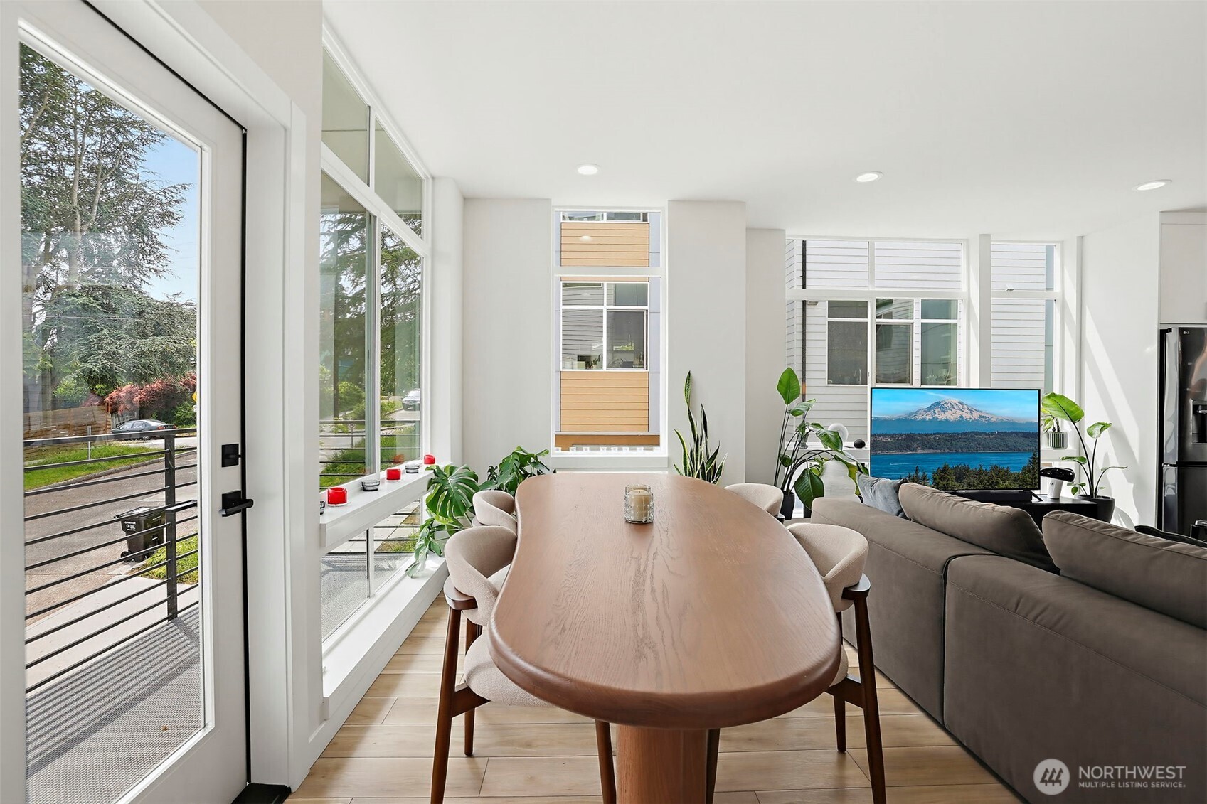 902 N 86th Street , Seattle, WA 98103