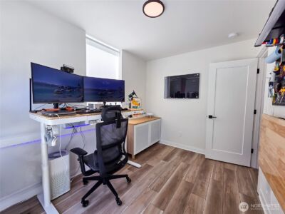 902 N 86th Street , Seattle, WA 98103 - Photo 27