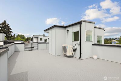 902 N 86th Street , Seattle, WA 98103 - Photo 30