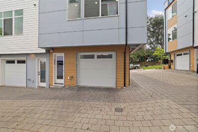 902 N 86th Street , Seattle, WA 98103 - Photo 32
