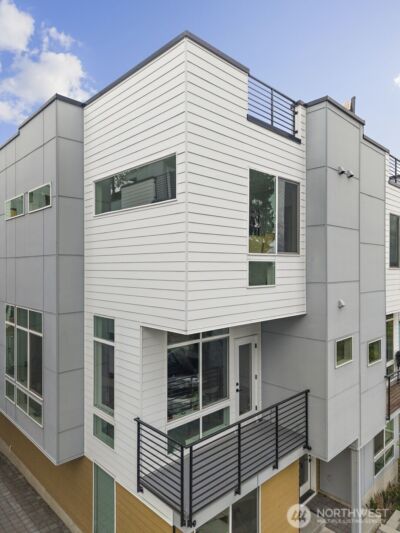 902 N 86th Street , Seattle, WA 98103 - Photo 33
