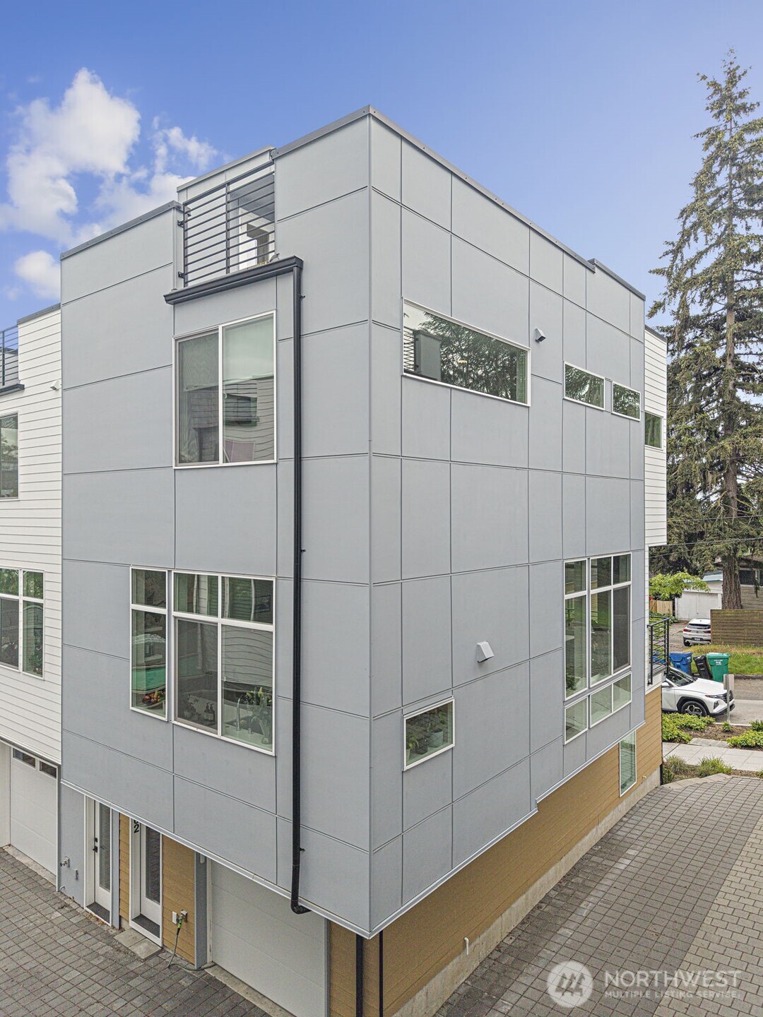 902 N 86th Street , Seattle, WA 98103