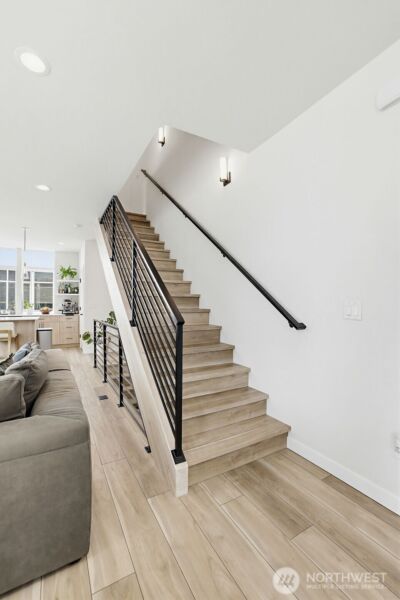 902 N 86th Street , Seattle, WA 98103 - Photo 6