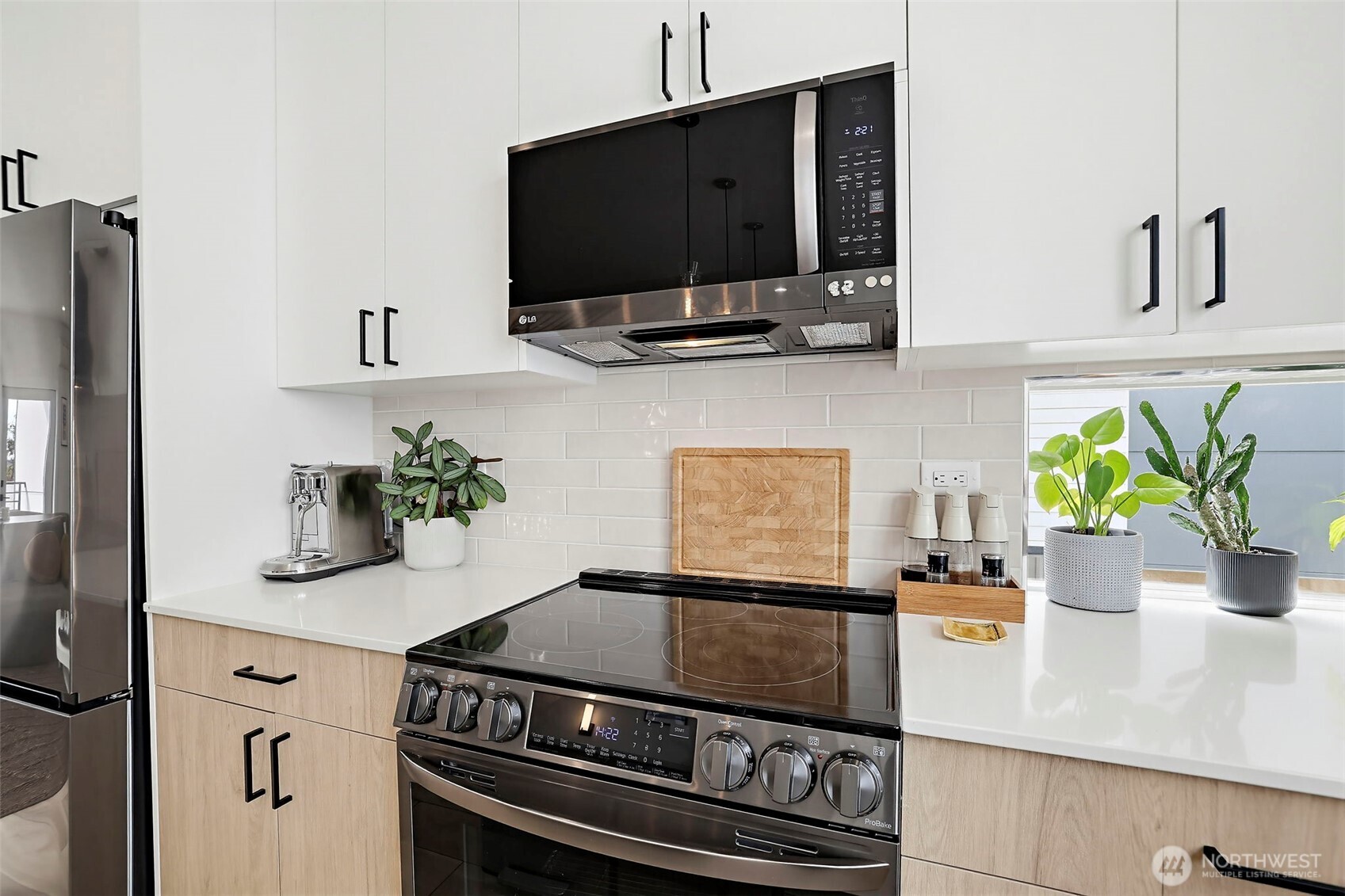 902 N 86th Street , Seattle, WA 98103
