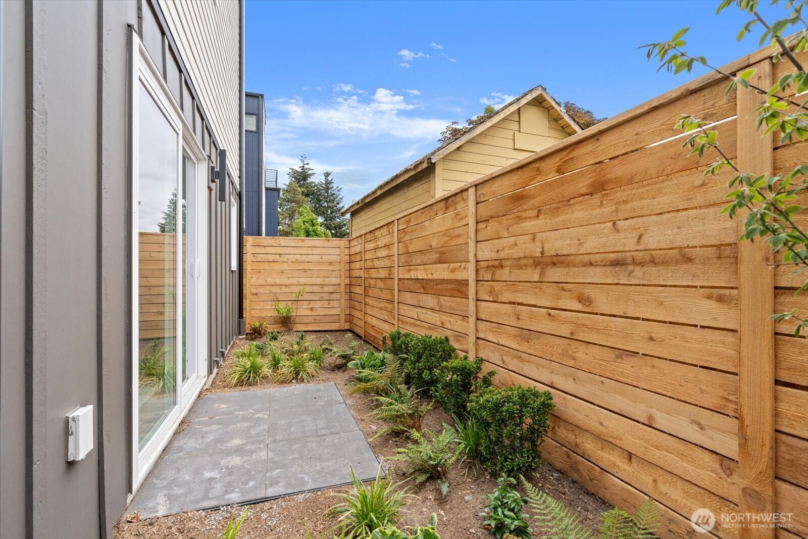 1133 NW 60th Street #B, Seattle, WA 98107