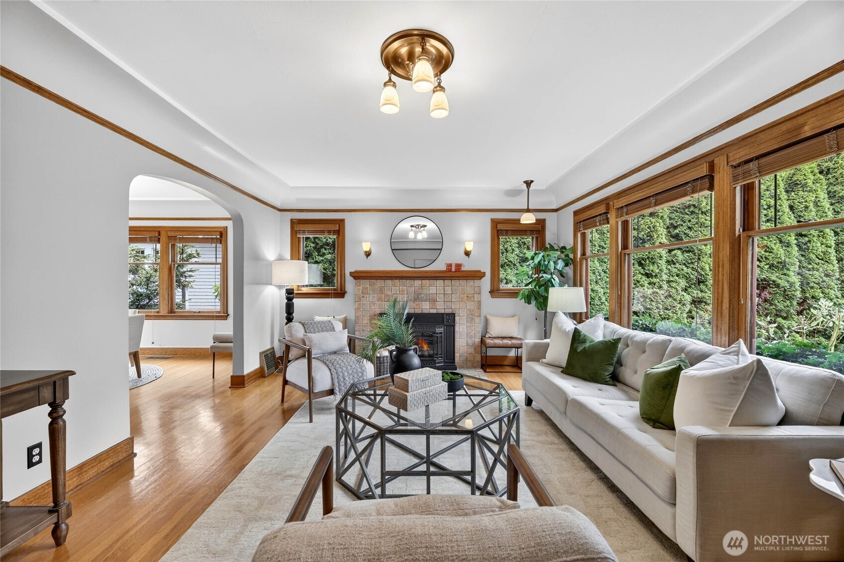 4036 44th Avenue SW, Seattle, WA 98116