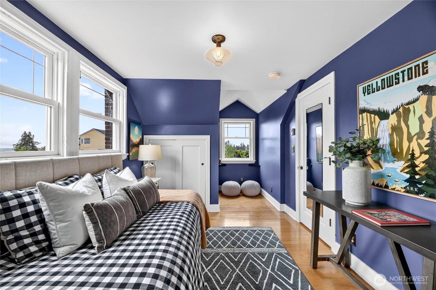 4036 44th Avenue SW, Seattle, WA 98116