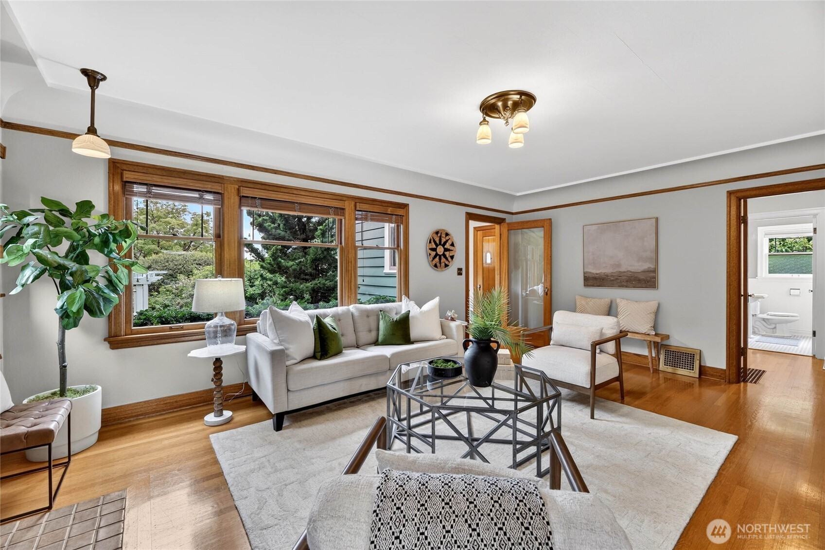 4036 44th Avenue SW, Seattle, WA 98116