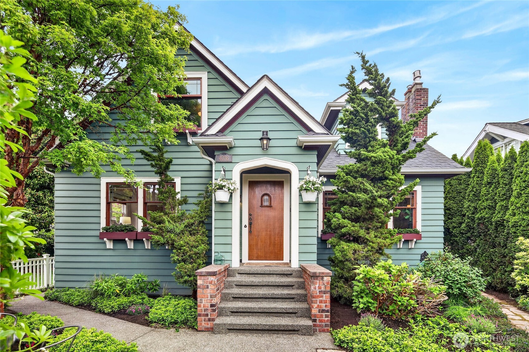 4036 44th Avenue SW, Seattle, WA 98116