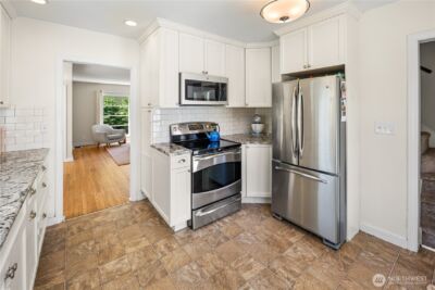 3806 W Bertona Street , Seattle, WA 98199 - Photo 11