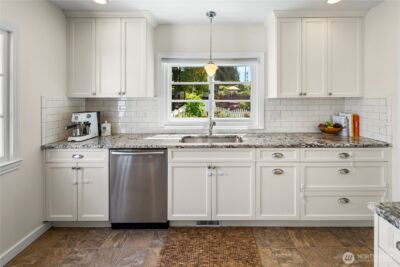 3806 W Bertona Street , Seattle, WA 98199 - Photo 12