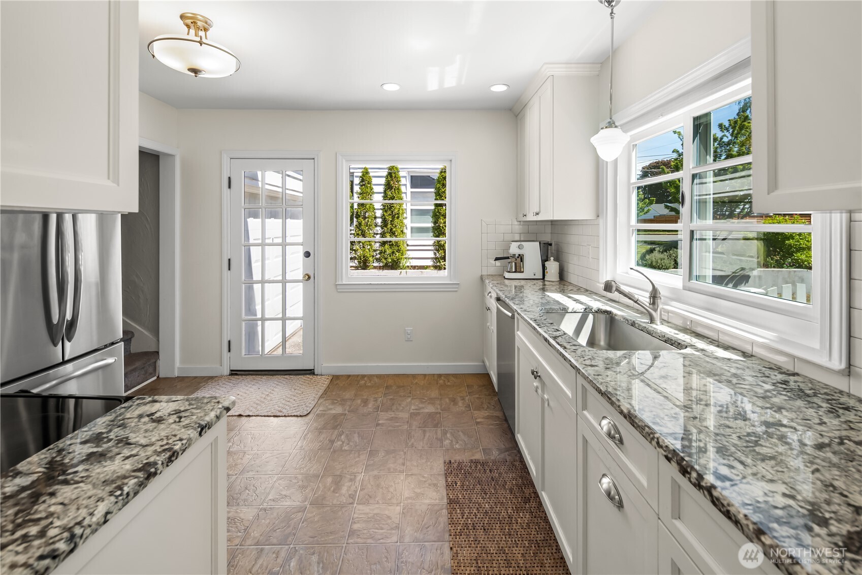 3806 W Bertona Street , Seattle, WA 98199